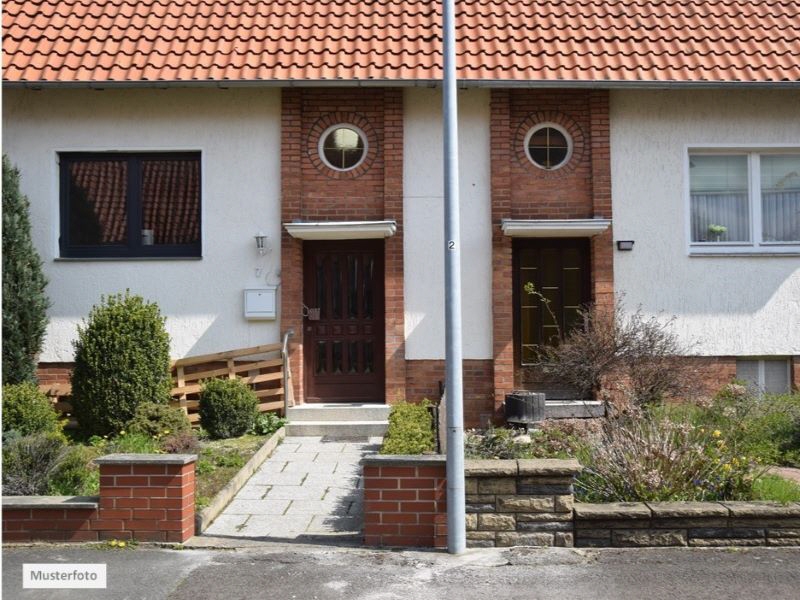 Zwangsversteigerung Kamp-Lintfort, Zum Langerhof
