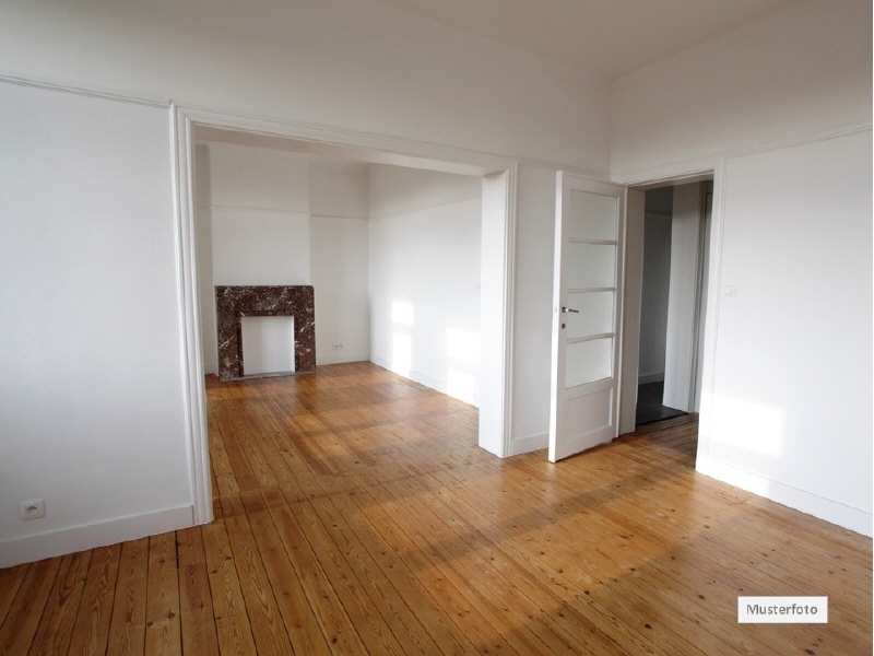 Zwangsversteigerung Berlin, Augsburger Str.