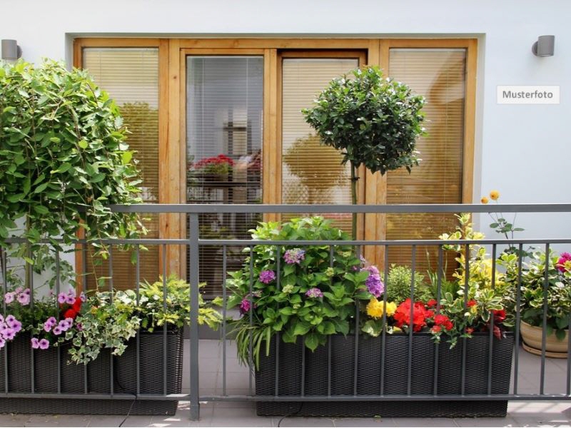 Zwangsversteigerung Kämpfelbach, Lange Str.