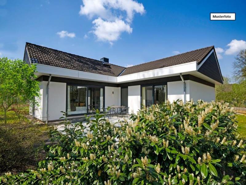 Zwangsversteigerung Bonn, Am Waldhang