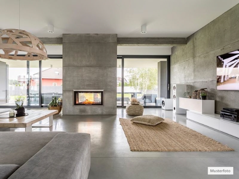 Zwangsversteigerung Lampertheim, Peterstr.